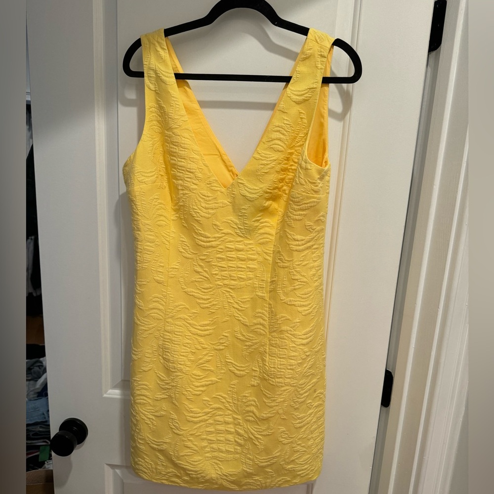 NWT Lilly Pulitzer Women's Yellow Shift Dress With Pineapples